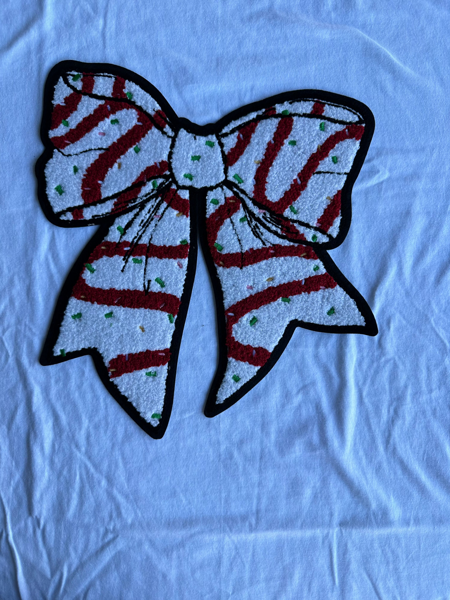 Christmas Tree Cake Bow - Chenille Patch